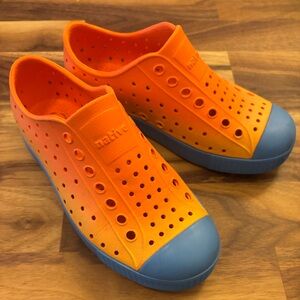 Native Kids Water Shoes - Vibrant Orange and Blue